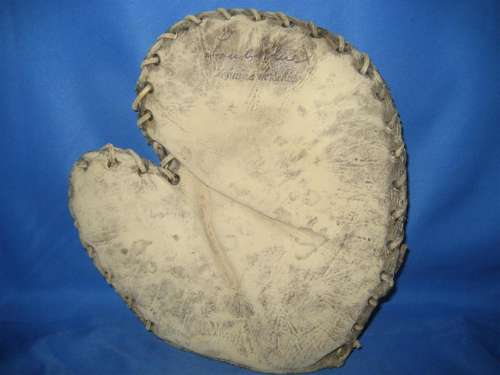 Lu Blue Basemitt Front